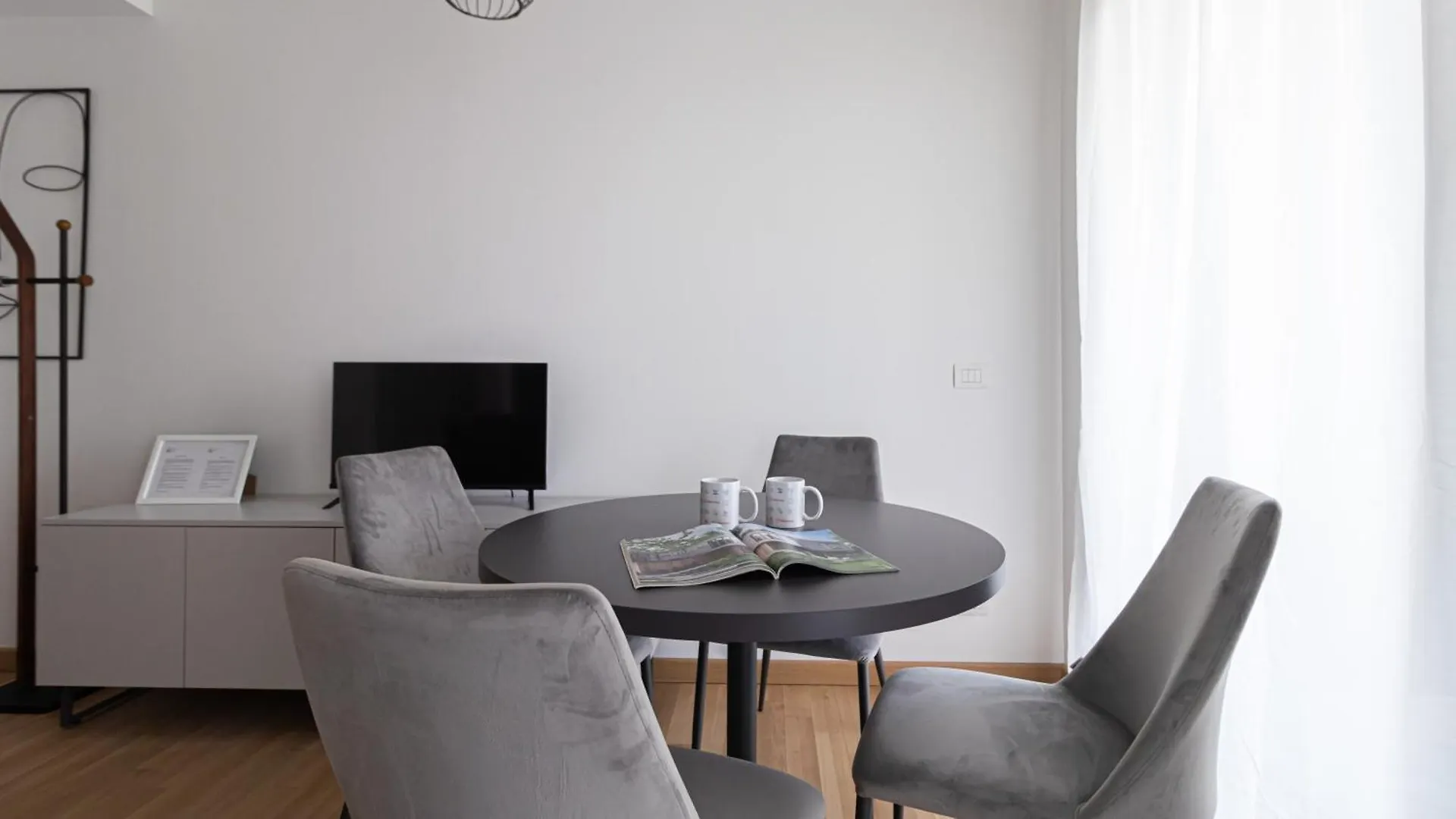 Italianway - Pasolini 70 B - Feel Uptown Milano İtalya