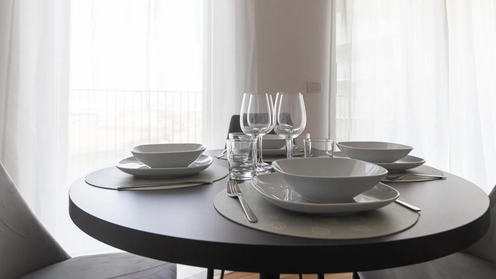 Italianway - Pasolini 70 B - Feel Uptown Milano Daire